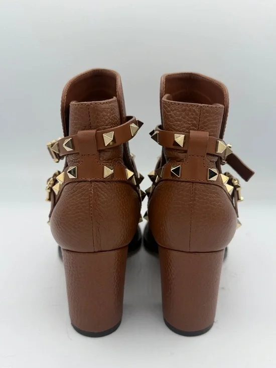 Valentino Brown Leather Rockstud Block Heel
Ankle Boots Size 7/ EU 37 - Picture 7 of 12